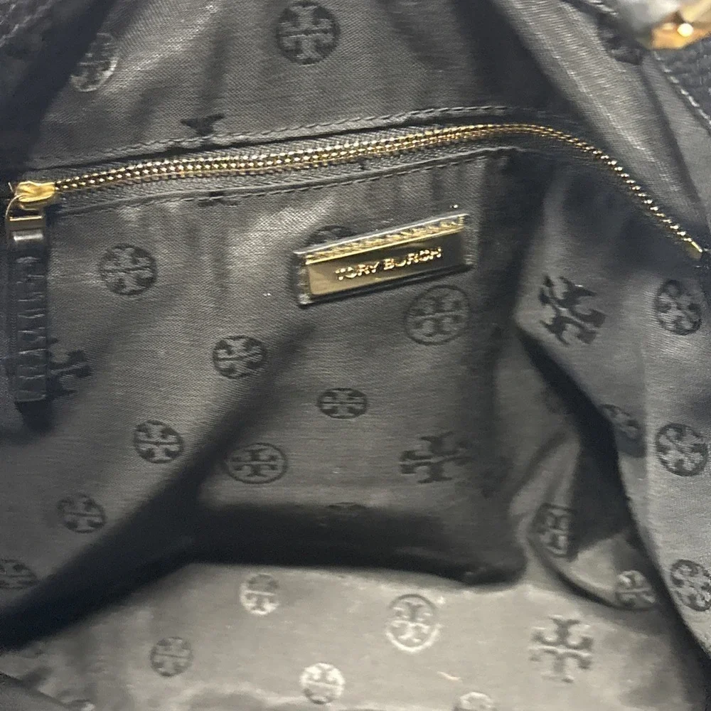 Tory Burch Harper Tote Bag Black Excellent Pebbled Leather Gold Chain Logo